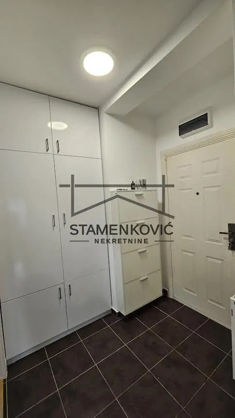 Prodaja, jednosoban stan, 39m², Socijalno, Novi Sad Sve Podlokacije
