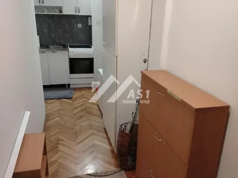 Rent, one bedroom apartment, 42m², Rotkvarija, Novi Sad Sve Podlokacije - image 5