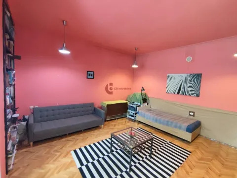 Prodaja, kuća, 55m², Centar, Subotica - image 2