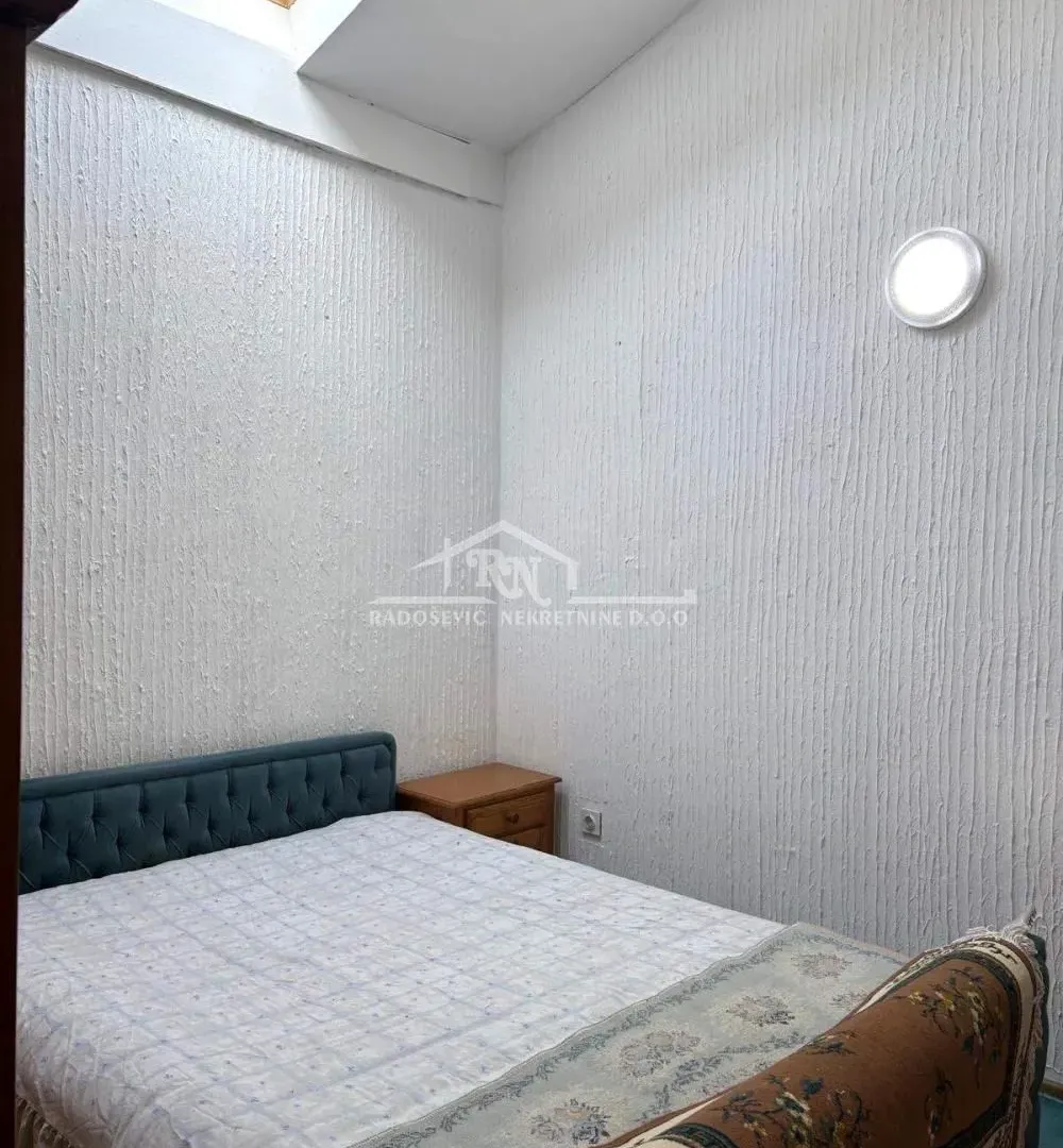 Prodaja, trosoban stan, 88m², Petlovo Brdo, Beograd
