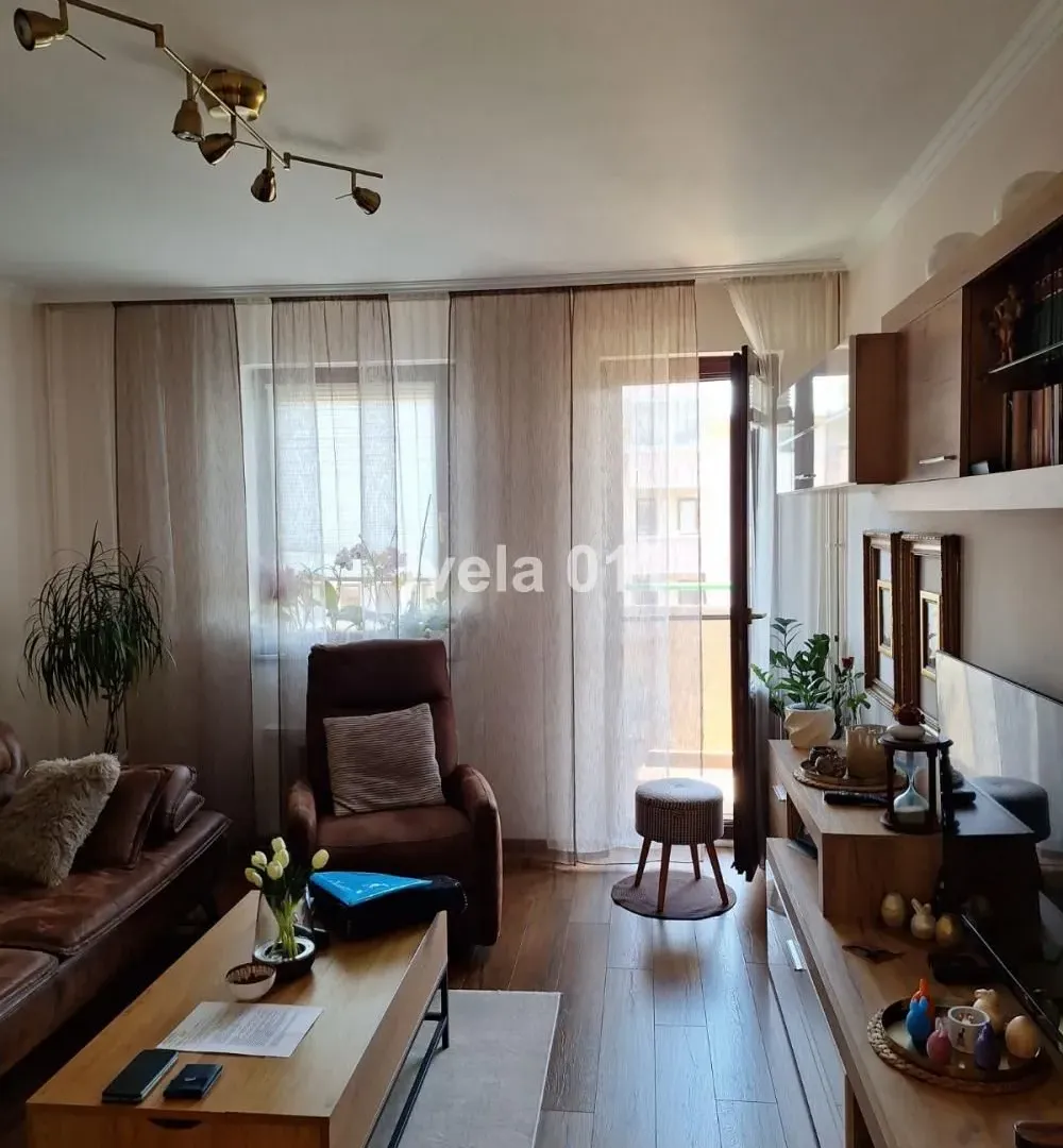 Prodaja, dvosoban stan, 64m², Novi Beograd Blok 62, Novi Beograd Sve Podlokacije