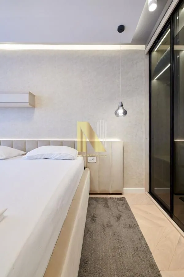 Izdavanje, dvosoban stan, 52m², Grbavica, Novi Sad Sve Podlokacije
