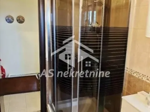 Izdavanje, stan, 100m², Savski Venac, Beograd - image 12