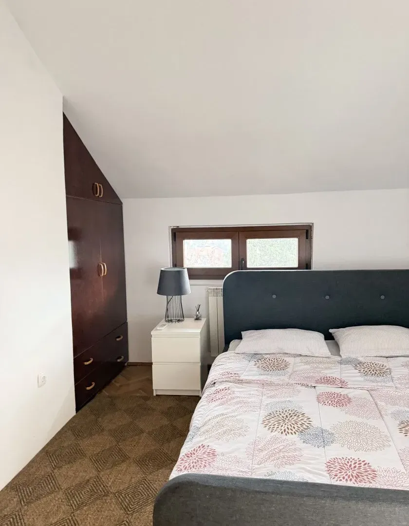 Rent, apartment, 300m², Gorica C, Podgorica