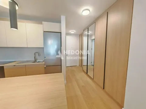Rent, two bedroom apartment, 82m², Autokomanda, Voždovac Sve Podlokacije - image 7
