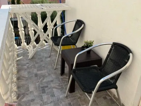 Izdavanje, garsonjera, 35m², Budva, Crna Gora - image 12