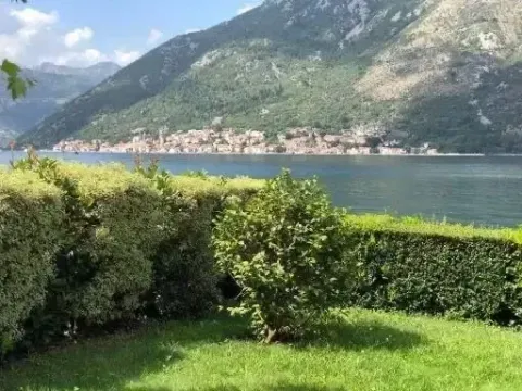 Prodaja, kuća, 390m², Stoliv, Kotor - image 1