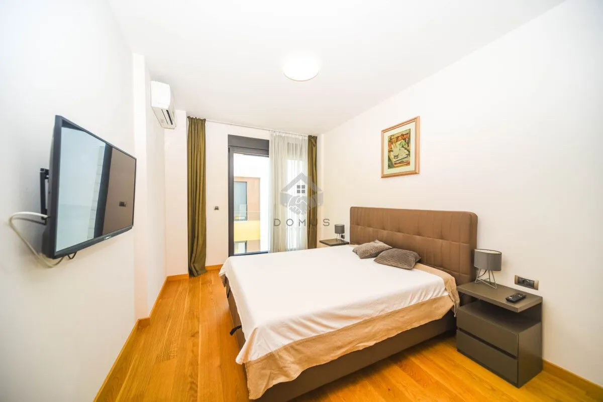 Rent, two bedroom apartment, 75m², Podgorica, Crna Gora