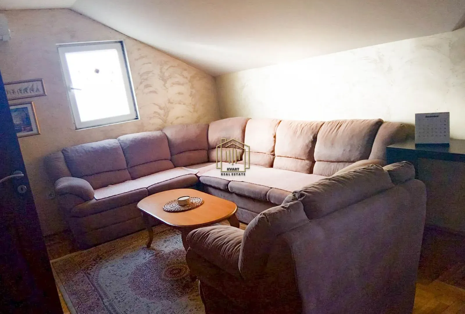 Izdavanje, jednosoban stan, 65m², Zlatica, Podgorica