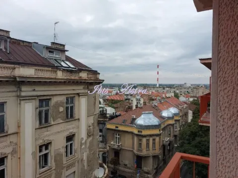 Prodaja, četvorosoban stan, 111m², Stari Grad, Beograd - image 6