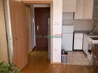 Izdavanje, jednosoban stan, 36m², Bulevar Evrope, Novi Sad Sve Podlokacije - image 3