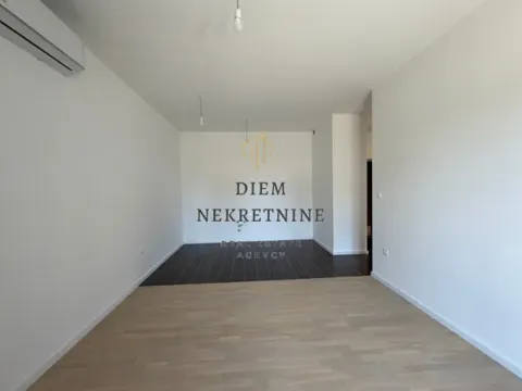 Rent, one bedroom apartment, 44m², Tološi, Podgorica - image 3