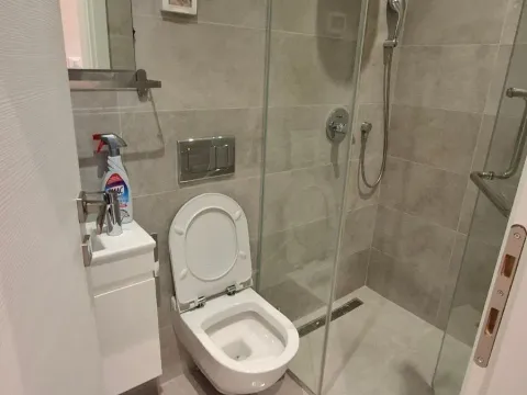 Izdavanje, dvosoban stan, 77m², Centar, Podgorica - image 16