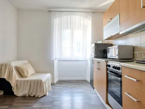 Sale, one bedroom apartment, 34m², Kotor, Crna Gora - image 4