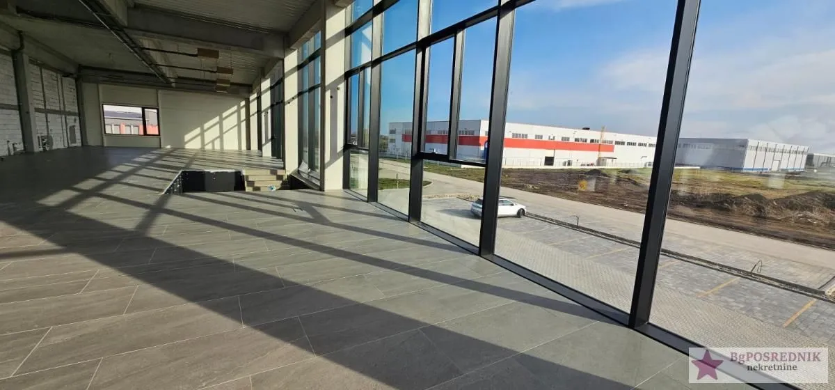 Rent, office space, 500m², Stara Pazova, Srbija