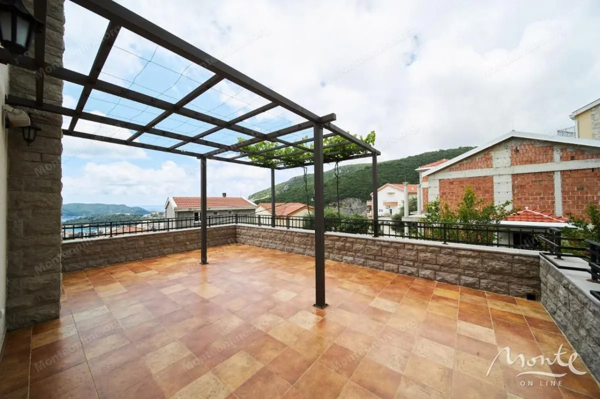 Sale, house, 495m², Bečići, Budva