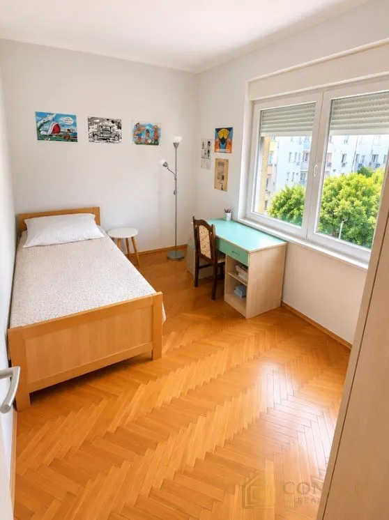 Prodaja, trosoban stan, 70m², Centar, Podgorica