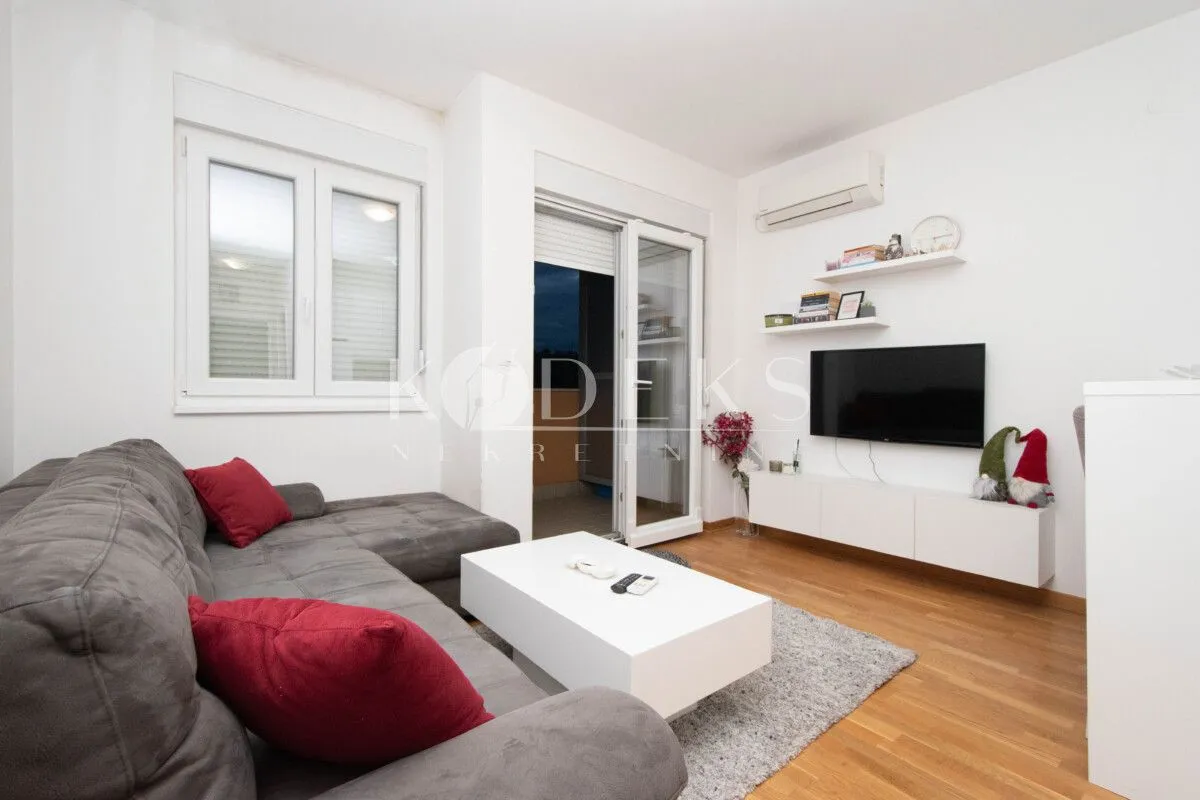 Rent, studio apartment, 27m², City Kej, Podgorica