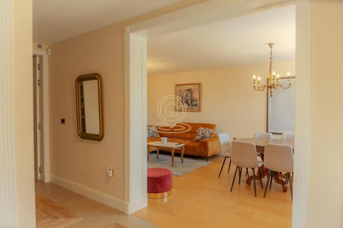Izdavanje, kuća, 180m², Ledinci, Petrovaradin