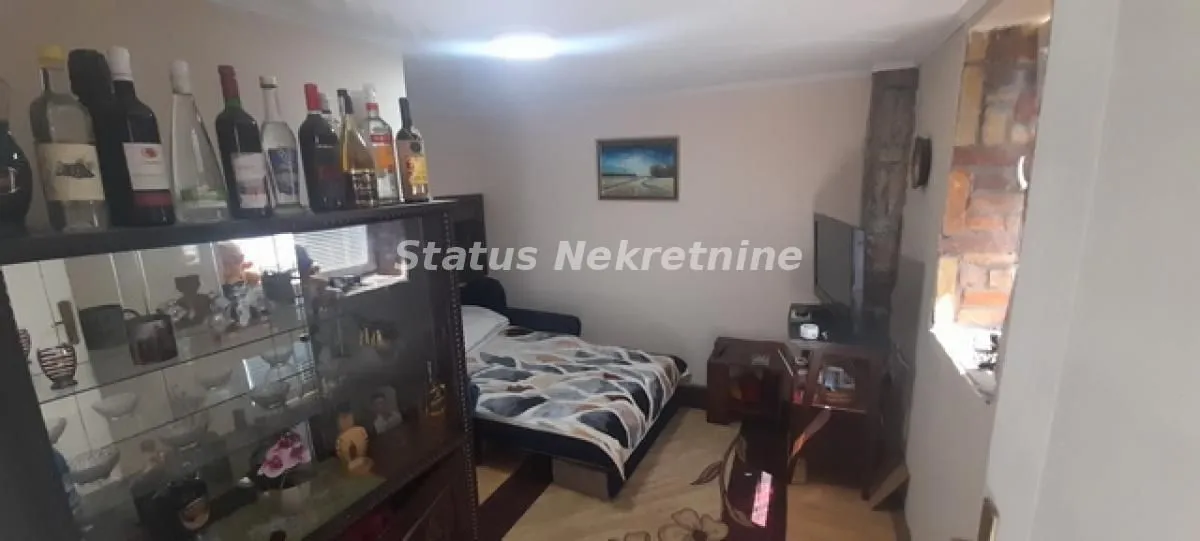 Prodaja, kuća, 137m², Titel, Novi Sad