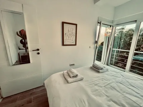 Prodaja, jednosoban stan, 46m², Dobrota, Kotor - image 10