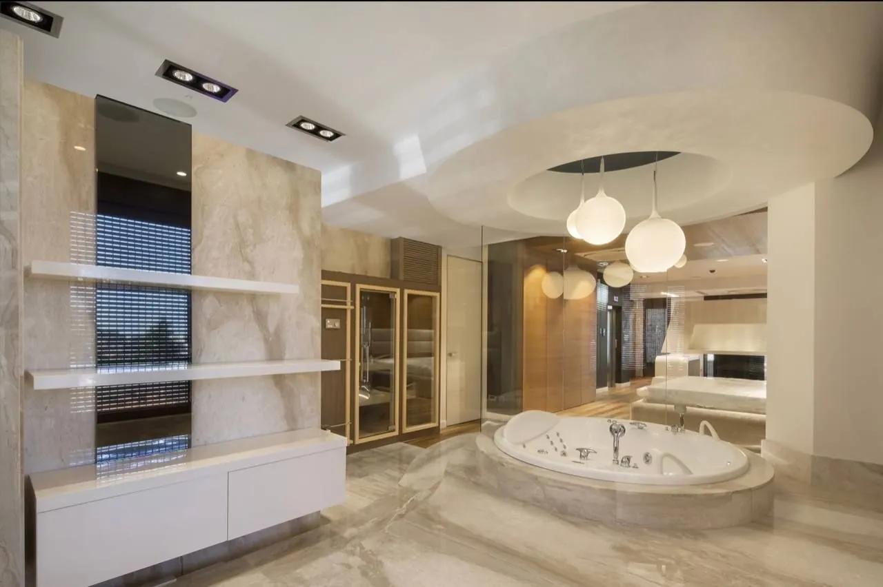 Prodaja, trosoban stan, 313m², Budva, Crna Gora