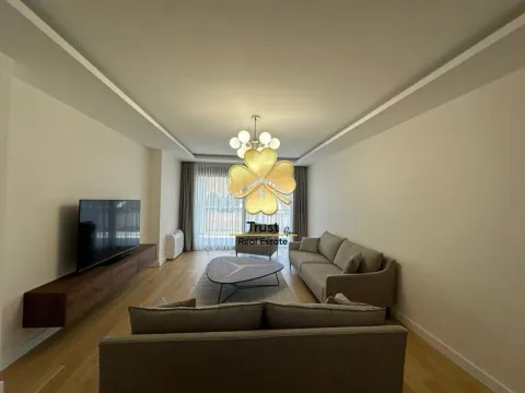 Izdavanje, trosoban stan, 120m², Gorica C, Podgorica - image 7