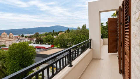 Prodaja, trosoban stan, 107m², Mažina, Tivat - image 10