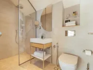 Sale, three bedroom apartment, 180m², Porto Montenegro, Tivat - image 4