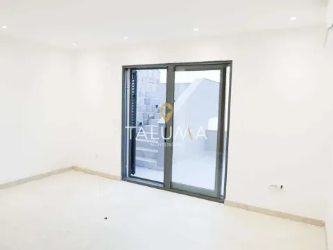 Prodaja, kuća, 420m², Blizikuće, Budva - image 6