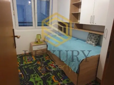 Rent, two bedroom apartment, 63m², Blok 9, Podgorica - image 7