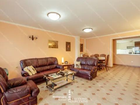 Prodaja, trosoban stan, 178m², Topla, Herceg Novi - image 3