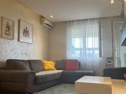 Prodaja, jednosoban stan, 76m², Tuški Put, Podgorica - image 7