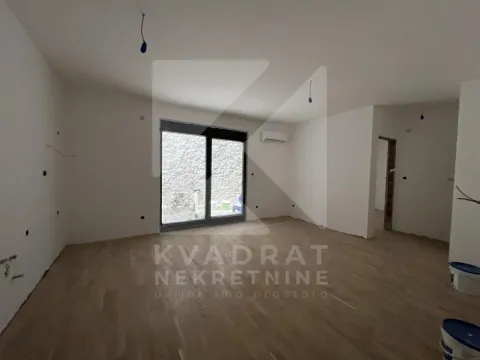Rent, one bedroom apartment, 51m², Gorica C, Podgorica - image 8