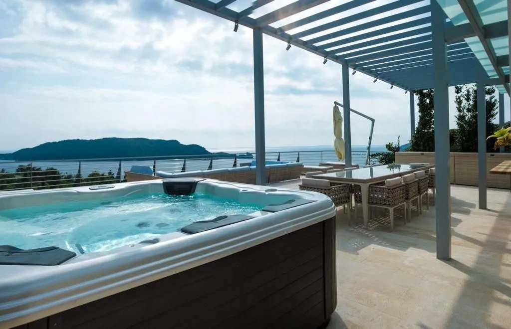Sale, four bedroom apartment, 562m², Budva, Crna Gora