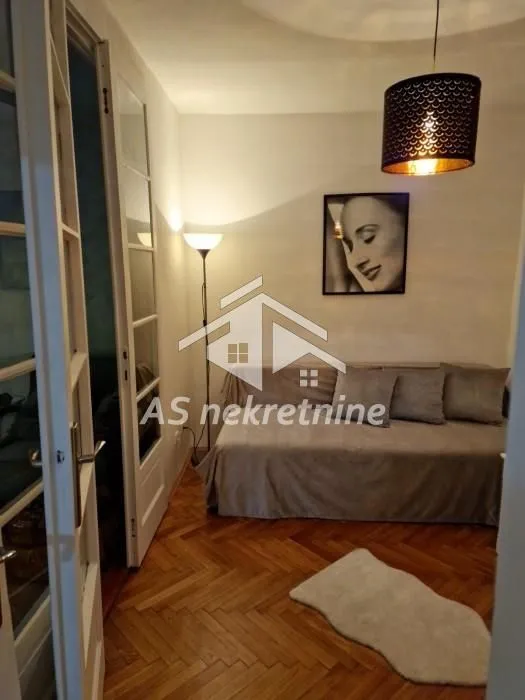 Rent, three bedroom apartment, 73m², Slavija, Vračar Sve Podlokacije