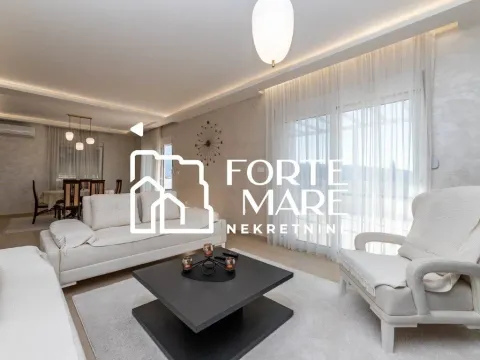 Sale, house, 220m², Zelenika, Herceg Novi - image 2