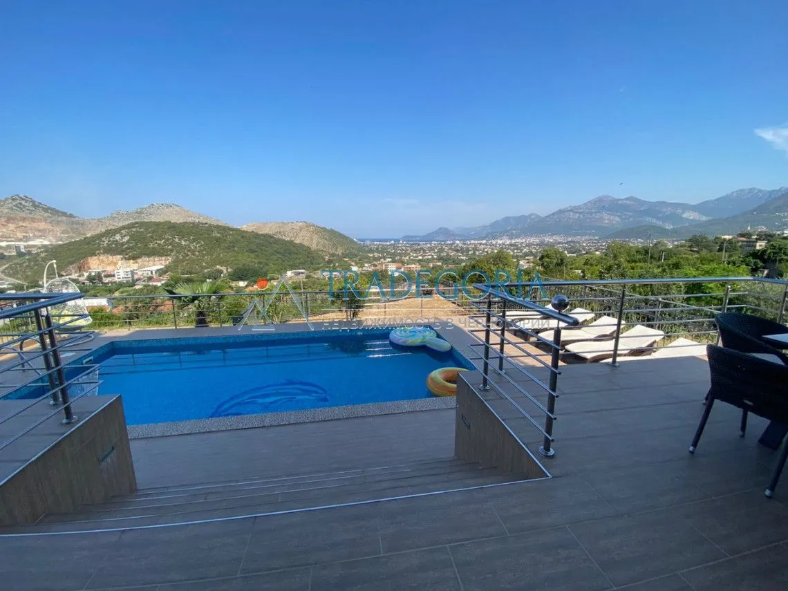 Prodaja, kuća, 300m², Bar, Crna Gora