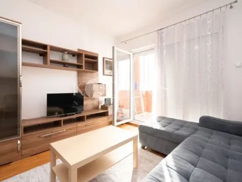 Izdavanje, garsonjera, 30m², Tuški Put, Podgorica - image 5