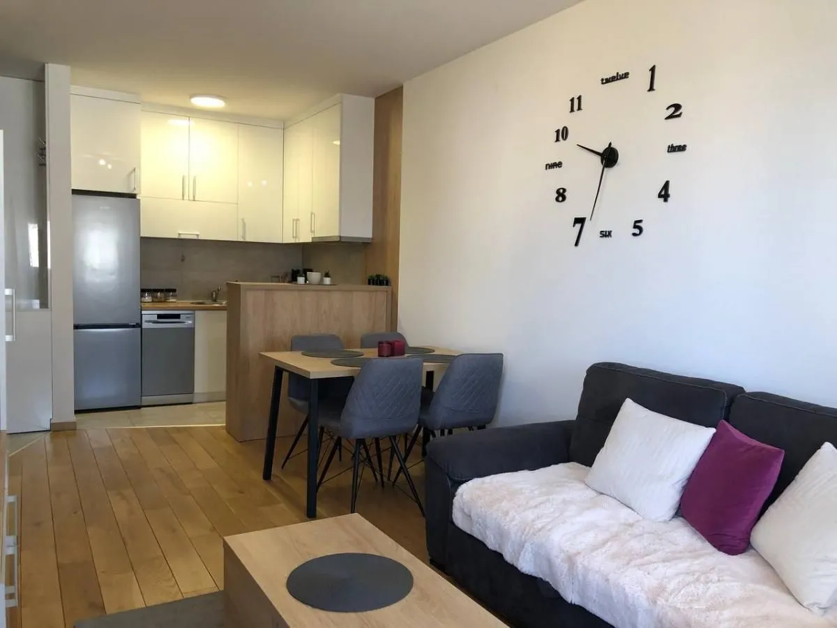 Rent, two bedroom apartment, 41m², Salajka, Novi Sad Sve Podlokacije