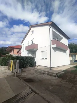 Kuća in Podi