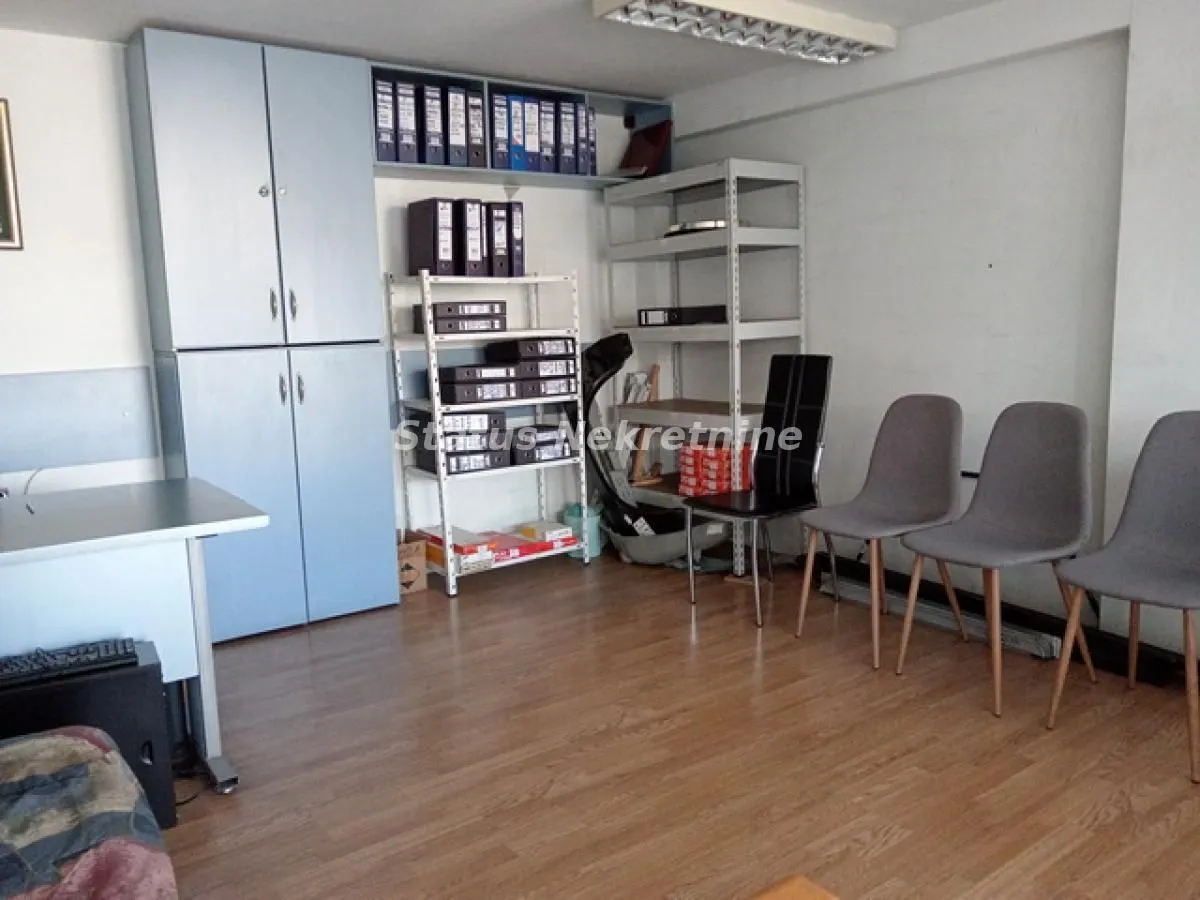 Rent, office space, 76m², Salajka, Novi Sad Sve Podlokacije