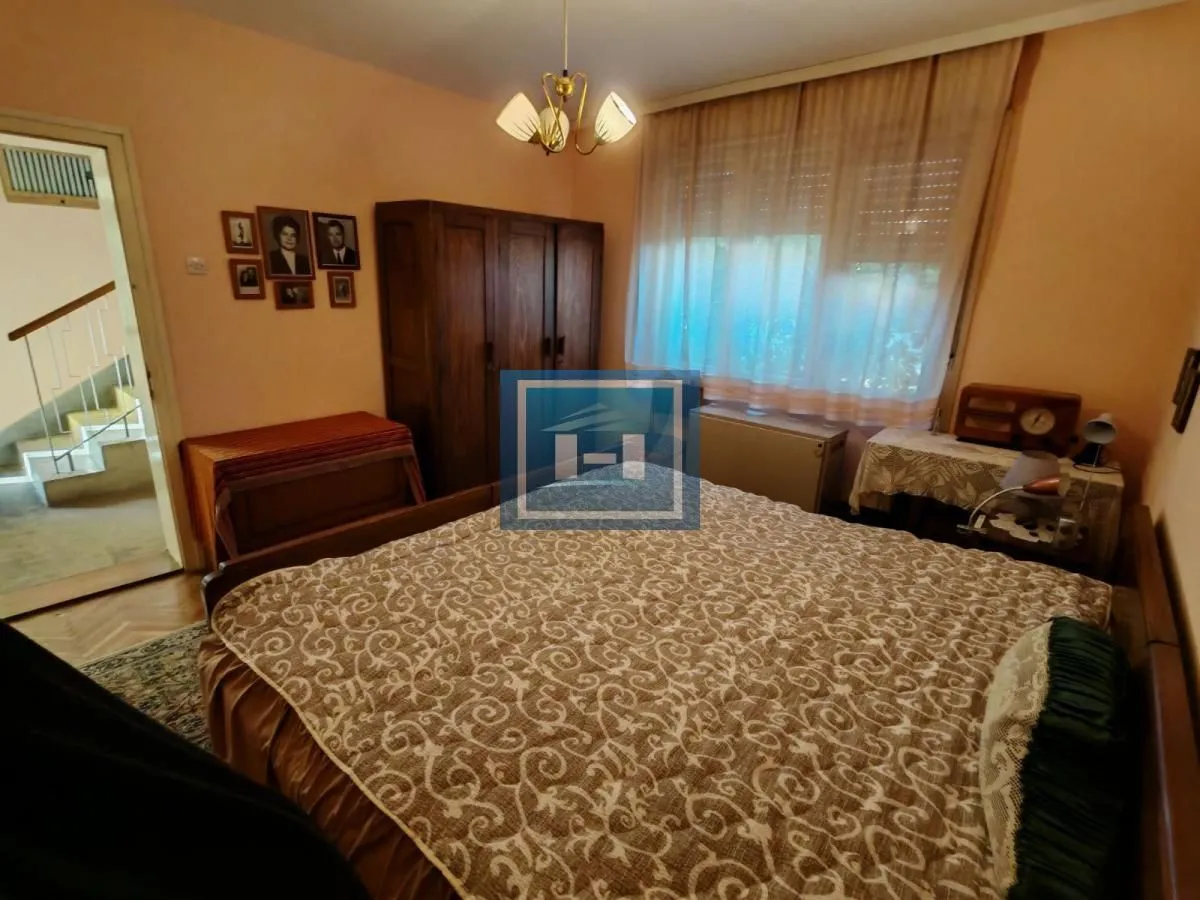 Prodaja, kuća, 136m², Kajsijar, Jagodina