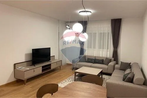 Izdavanje, dvosoban stan, 76m², City Kvart, Podgorica