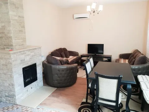 Rent, three bedroom apartment, 100m², Stari Aerodrom, Podgorica - image 4