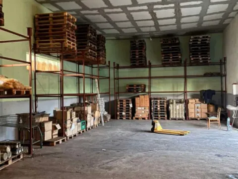 Izdavanje, poslovni prostor, 100m², Mlake, Sombor - image 4