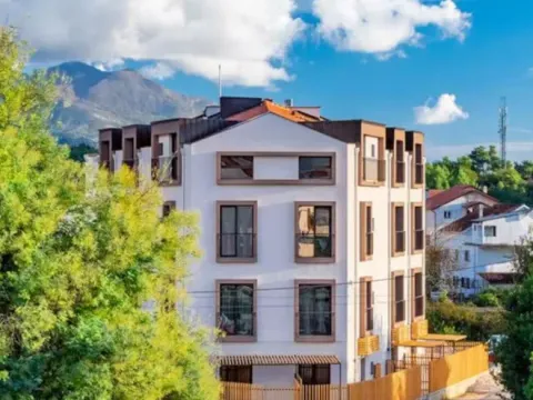 Prodaja, garsonjera, 20m², Dumidran, Tivat - image 11
