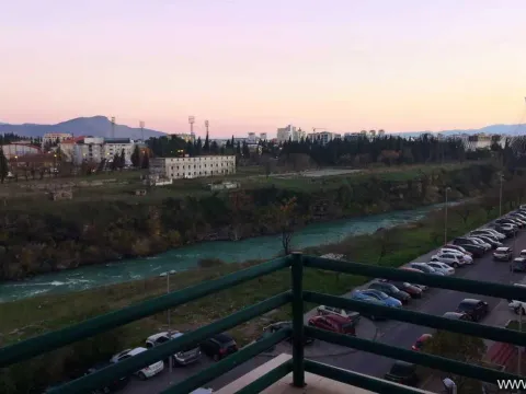 Prodaja, četvorosoban stan, 133m², Momišići, Podgorica - image 25