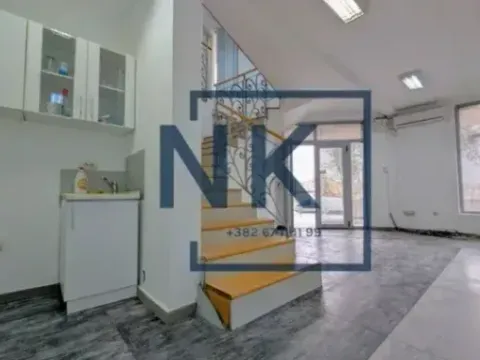 Rent, office space, 160m², 1 maj, Podgorica - image 8