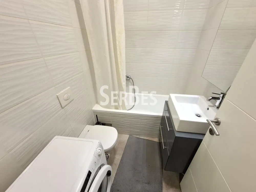 Prodaja, dvosoban stan, 37m², Rotkvarija, Novi Sad Sve Podlokacije